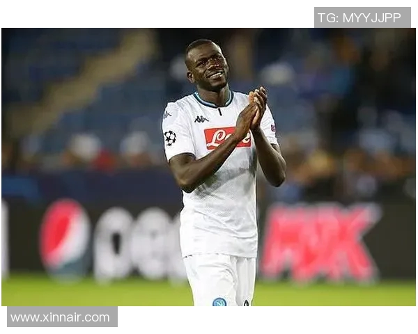 当今足坛炙手可热的明星球员盘点与分析